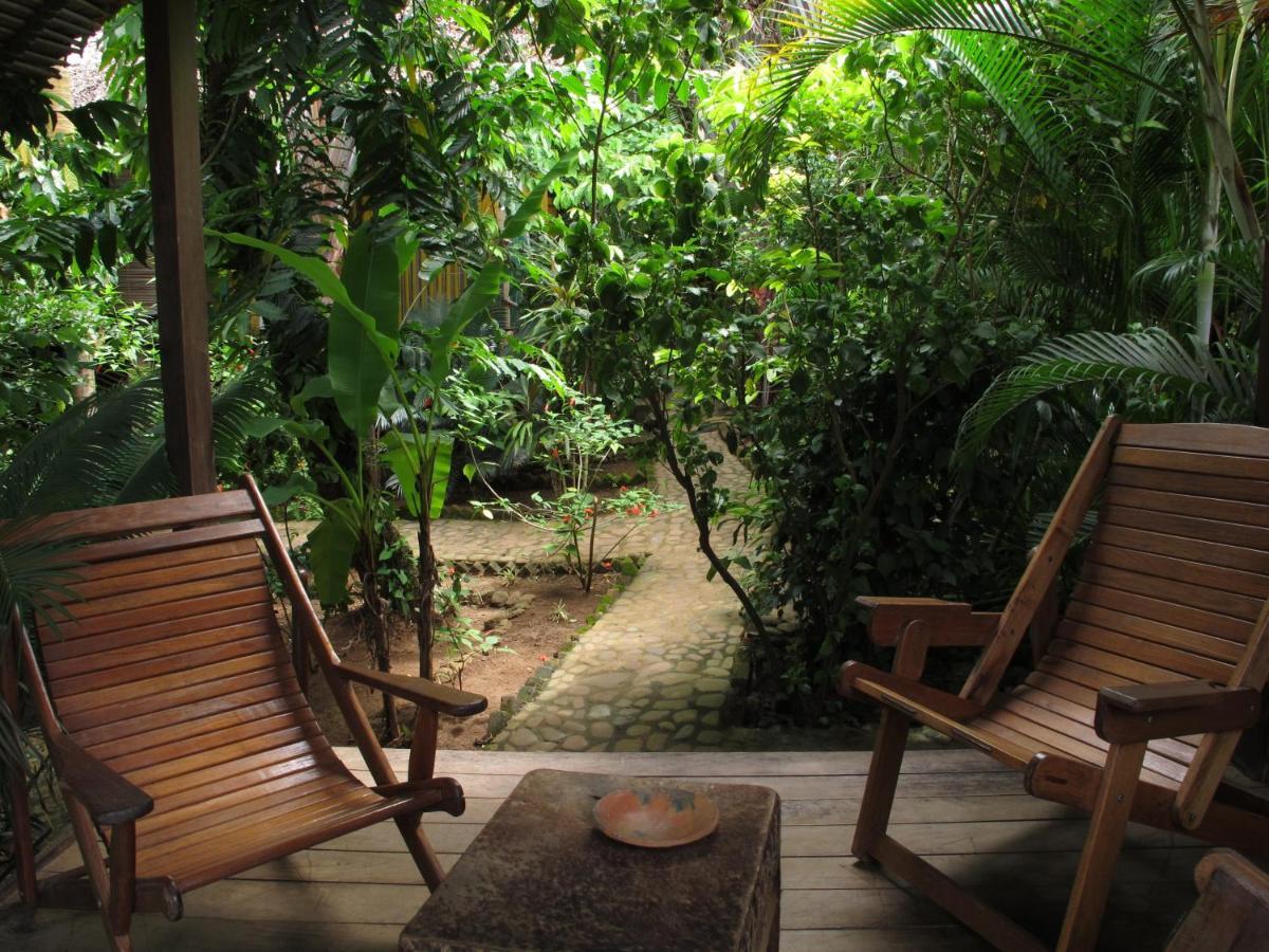 Les Bungalows D'Ambonara Hell-Ville Room photo